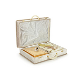 Witte leren juwelendoos met gouden hardware in exclusieve cadeauset Bruidsschatkist